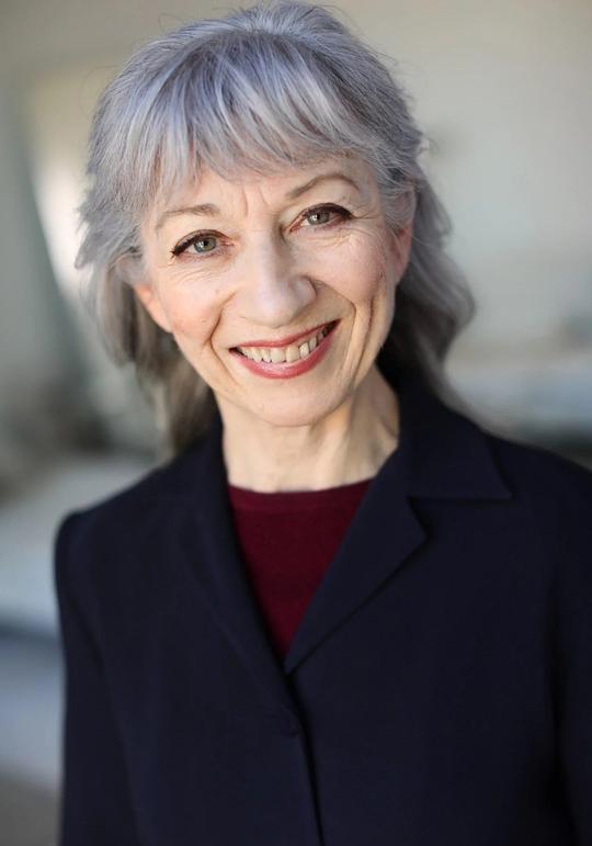 安妮·奥沙利文头像