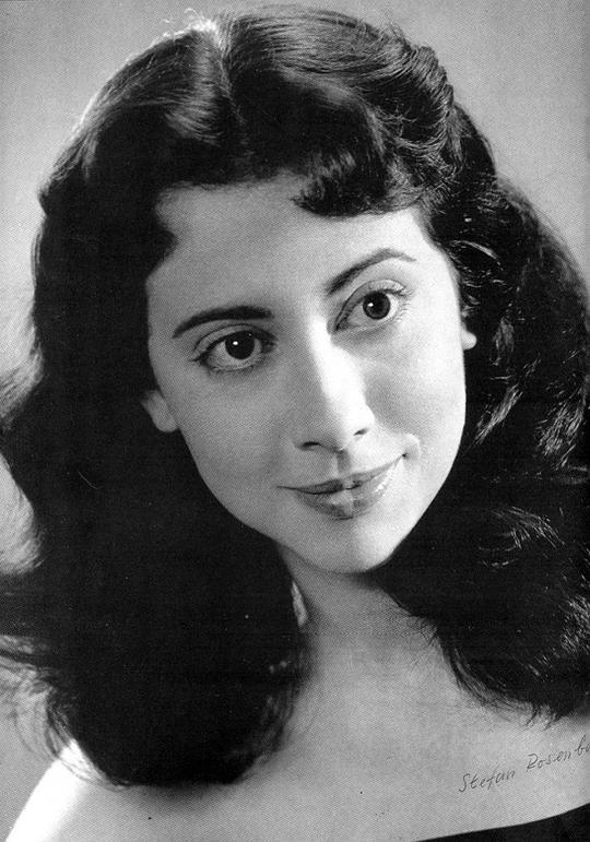 费尔南达·蒙特内格罗头像