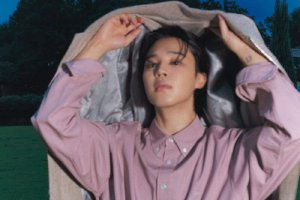 防弹少年团成员Jimin朴智旻最新杂志写真曝光封面图