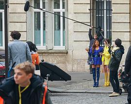 艾米丽在巴黎 第四季封面图