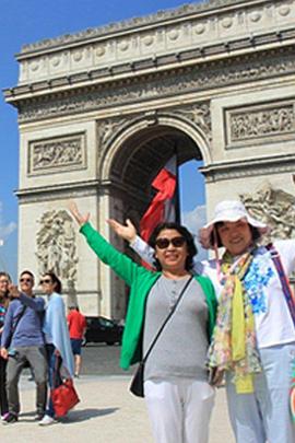 中国游客在海外封面图