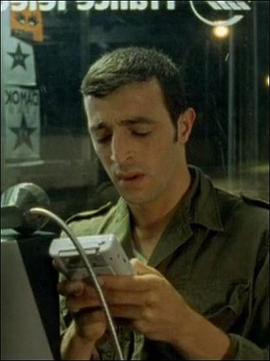 虚假接触封面图