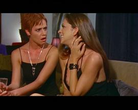 艾曼纽私人珍藏：艾曼纽vs德库拉封面图