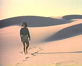 一个正在等待的女人封面图