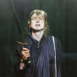 哈姆雷特封面图