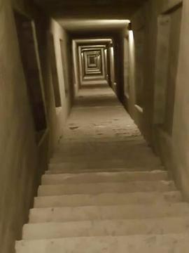 The Oldest View Season 1封面图