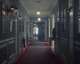 Maria Henriqueta Esteve Aqui封面图